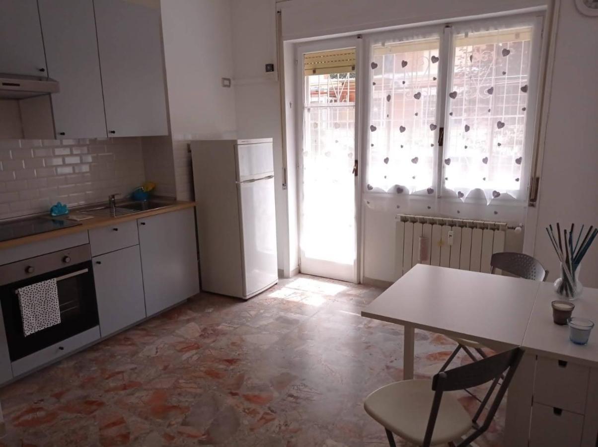 Ostia Beach Cryptohouse Bagian luar foto