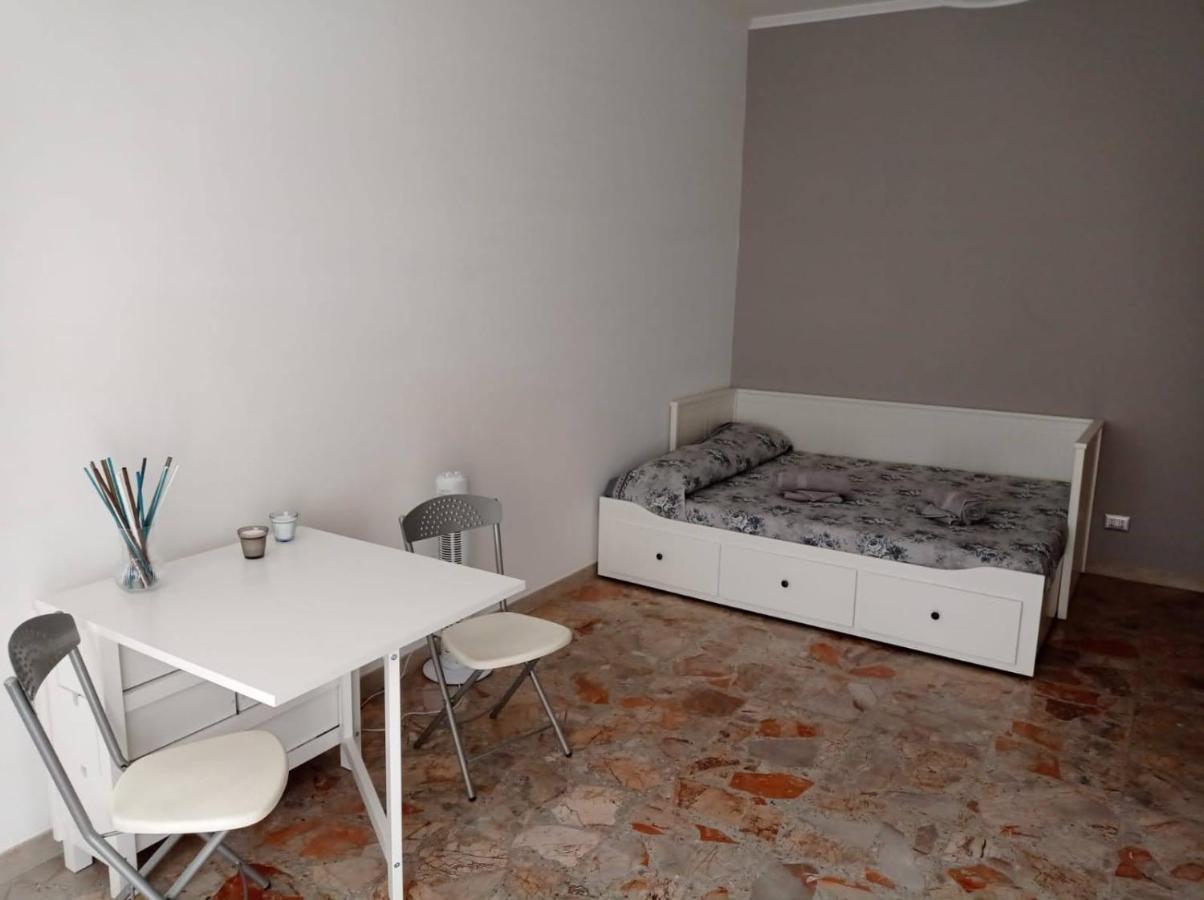 Ostia Beach Cryptohouse Bagian luar foto
